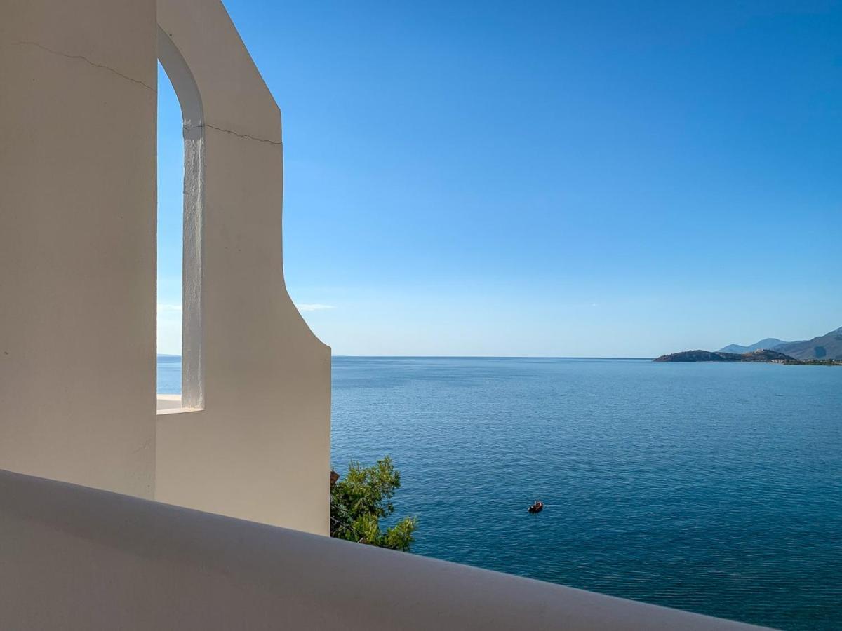 Muses Seaside Villas Parálion Ástros Kültér fotó