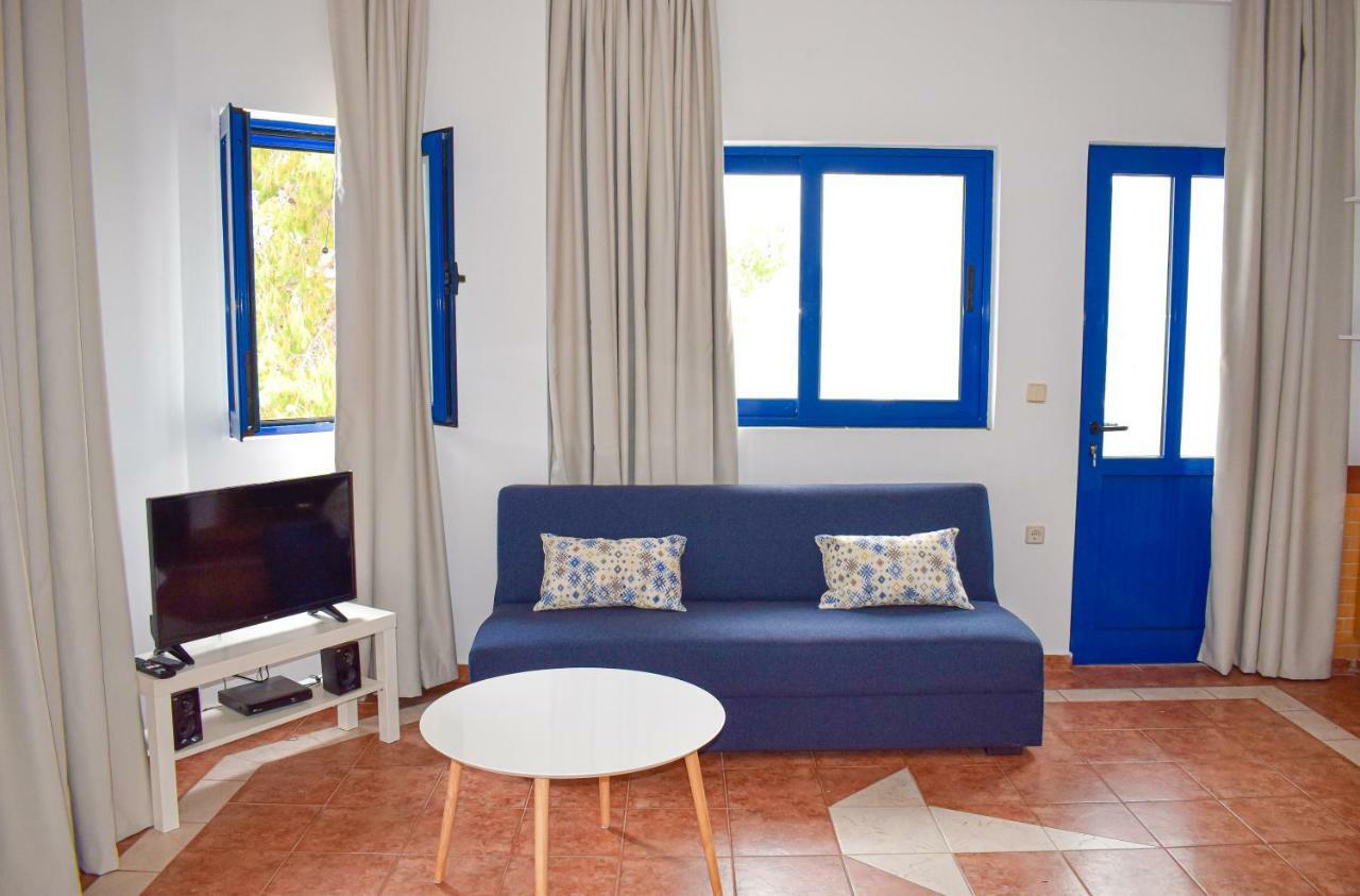Muses Seaside Villas Parálion Ástros Kültér fotó