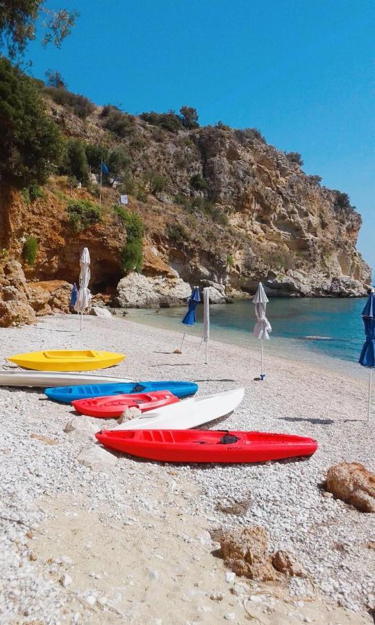 Muses Seaside Villas Parálion Ástros Kültér fotó